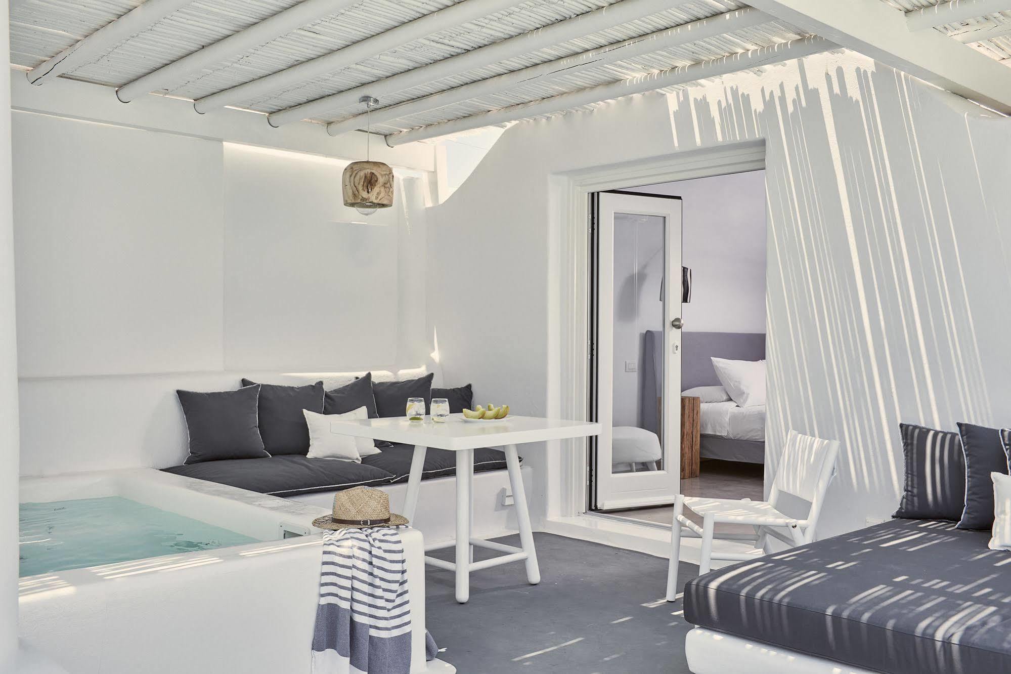Boho Suites Santorini Perivolos  Ngoại thất bức ảnh
